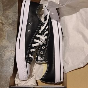 Chuck Taylor All Star Leather Size 11 M - 13 W